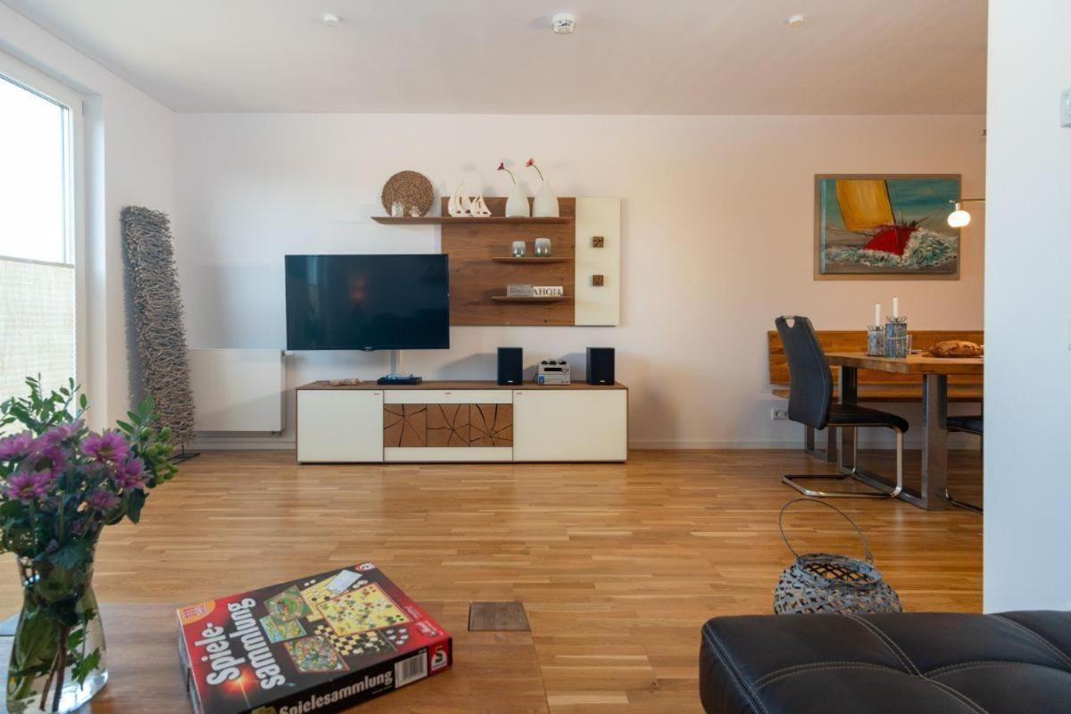 Haus-Wilhelmsplatz-Wohnung-Heimathafen ไฮลิเกนฮาเฟิน ภายนอก รูปภาพ